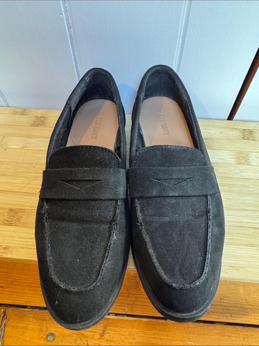 Old Navy Women’s Black Faux Suede Penny Loafers